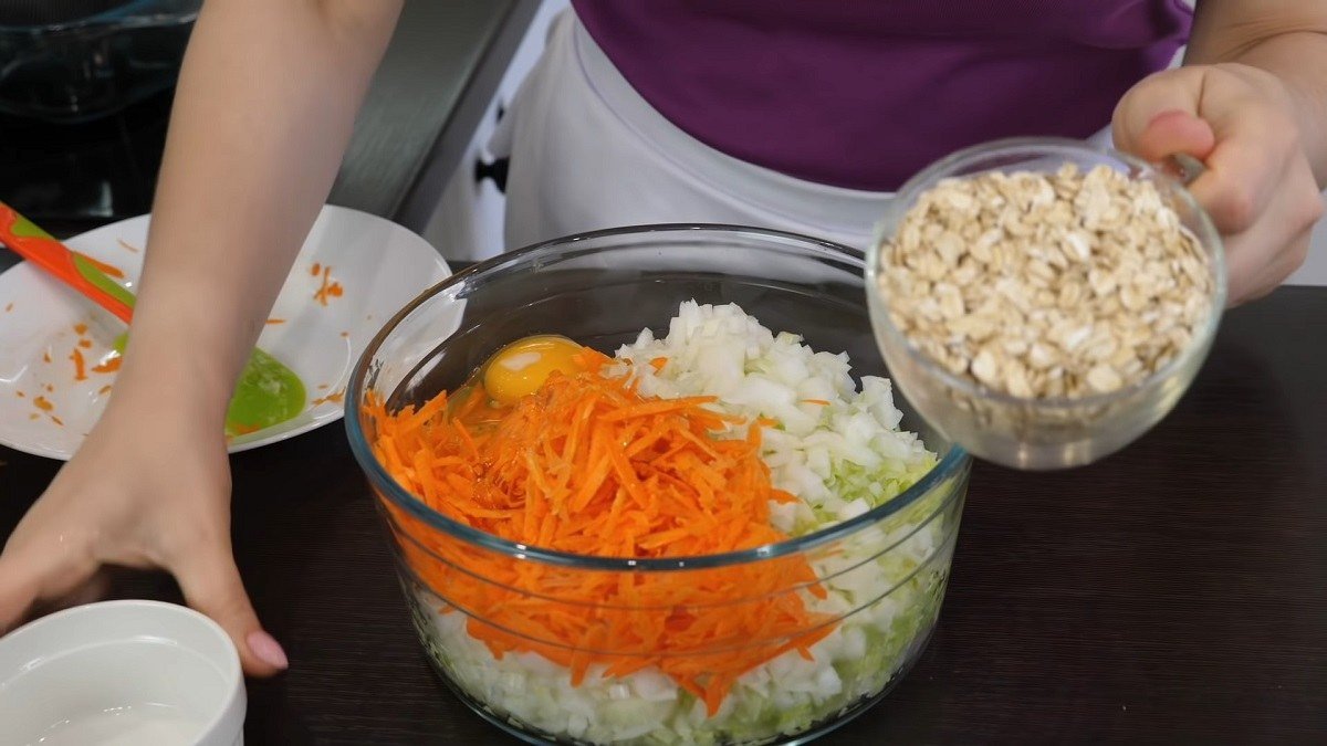 добавление овсяных хлопьев