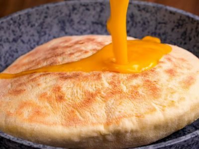 Сырные лепешки на кефире