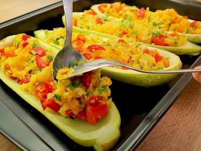 Легкие лодочки из кабачков с сыром