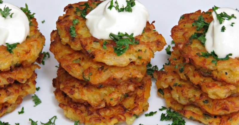 луковые оладьи