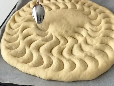 Луковый пирог из репчатого лука