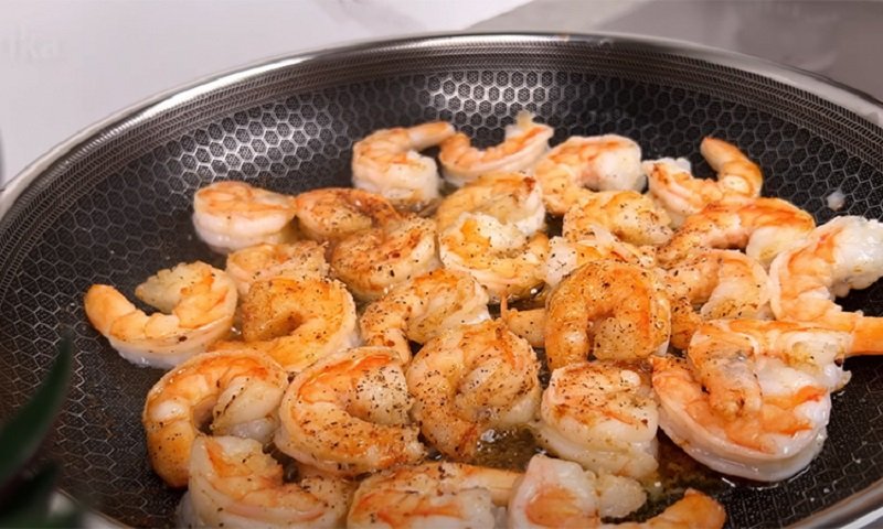 жарка креветок
