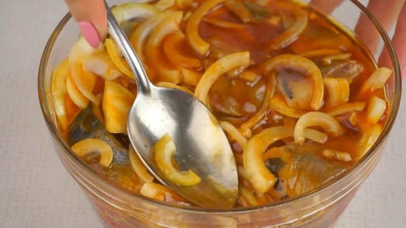 заливка сельди маринадом