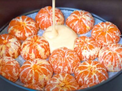 Заливной мандариновый пирог на кефире