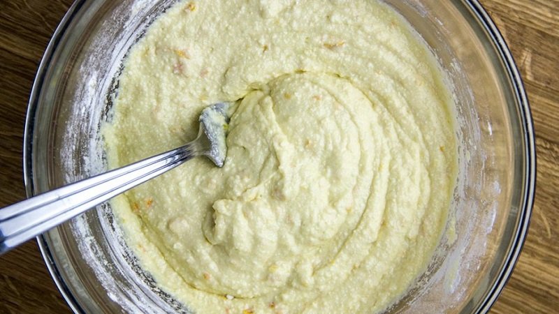 манник на кефире с яблоками