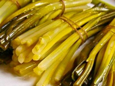 Маринованная черемша