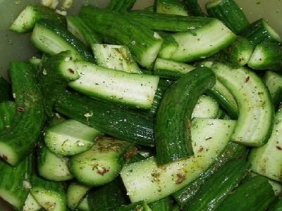 Маринованные огурцы в собственном соку