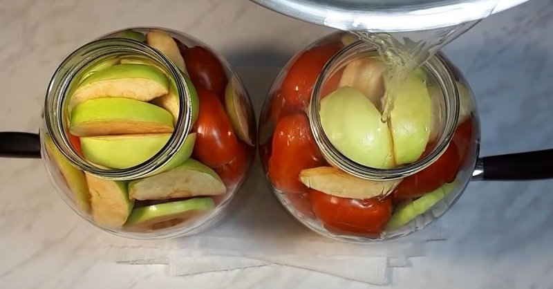 выкладка помидор в банки