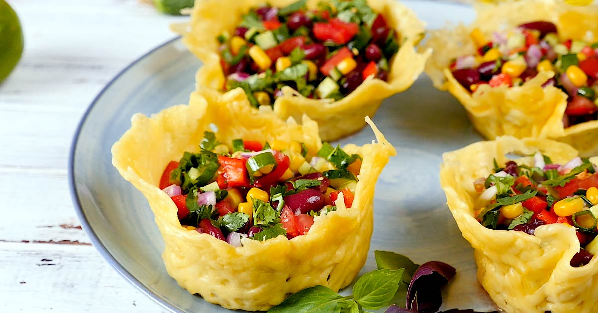 мексиканский салат с фасолью и кукурузой