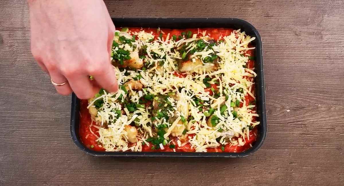 зеленый лук и сыр