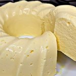 Молочный десерт без яиц и выпечки