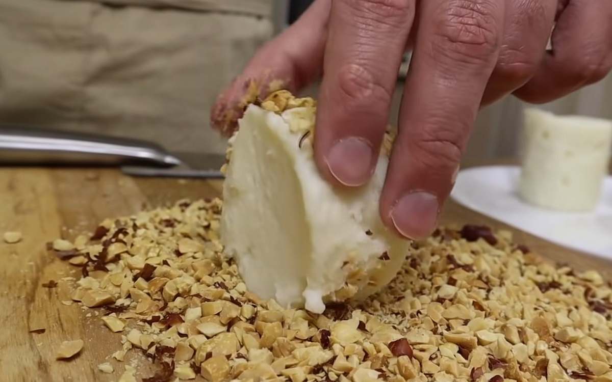 молочная смесь в стаканах