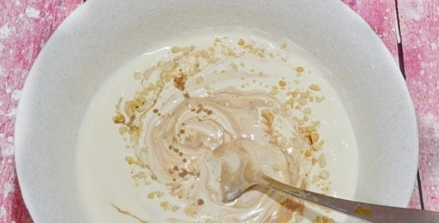 взбитые сливки с орешками