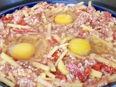 Мясной пирог с картошкой и рисом на пару