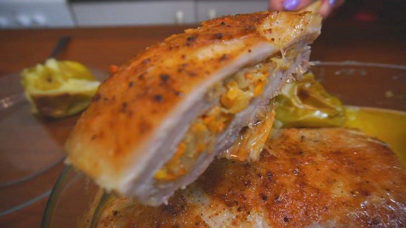 Мясной рулет с квашеной капустой