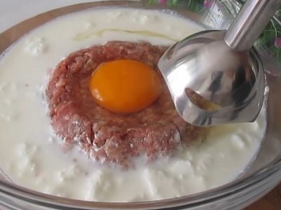 Мясные оладьи из фарша