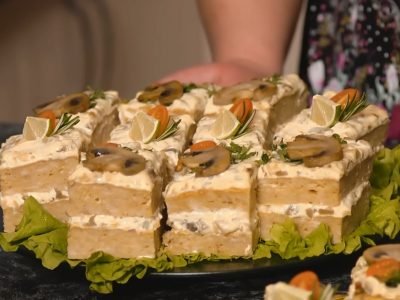 Мясные пирожные с сырно-грибным кремом