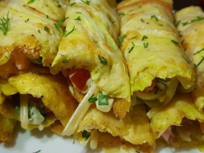Мясные рулетики из пекинской капусты
