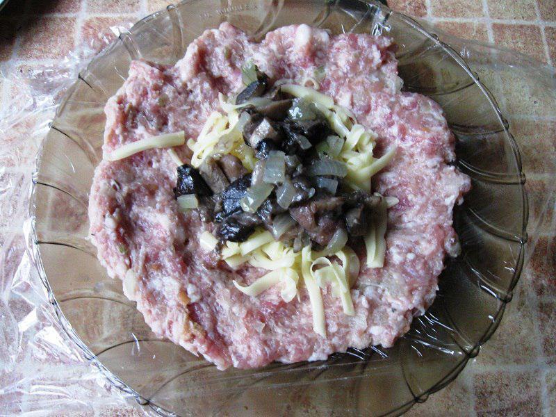 котлеты с начинкой