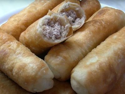 Дрожжевые мясные трубочки