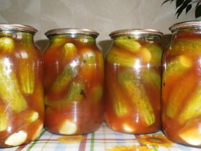 Огурцы, маринованные с кетчупом чили