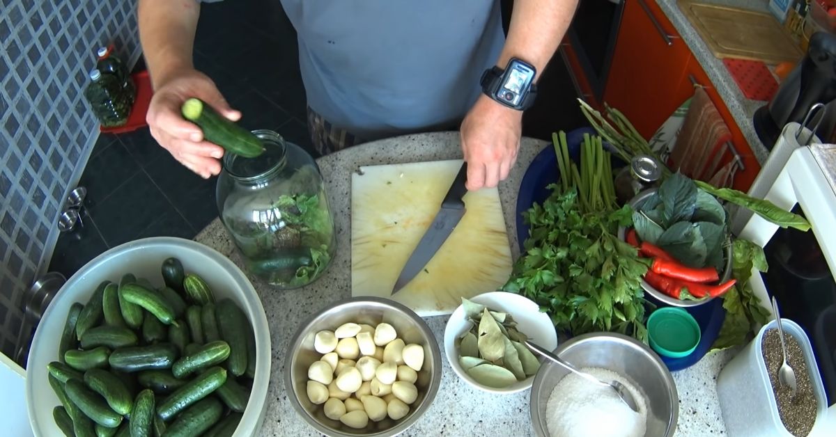 злодейские огурцы с водкой