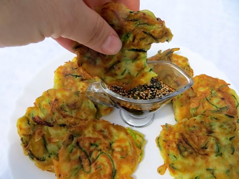 оладьи из кабачков на завтрак