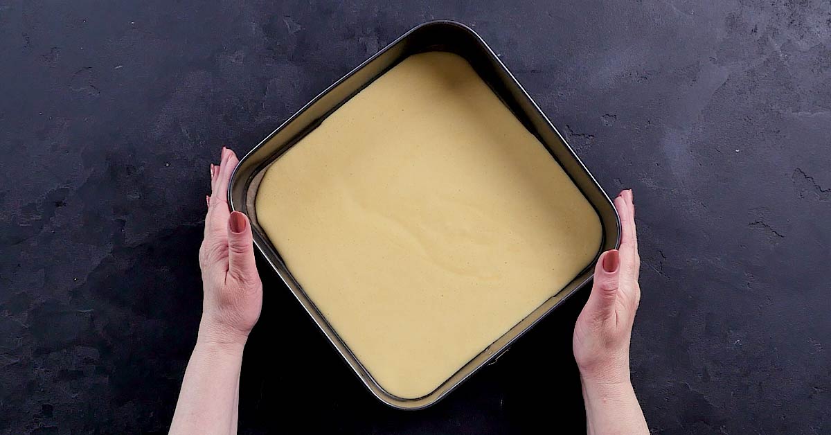 тесто для бисквита в форме