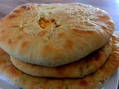Осетинские пироги с капустой и сыром