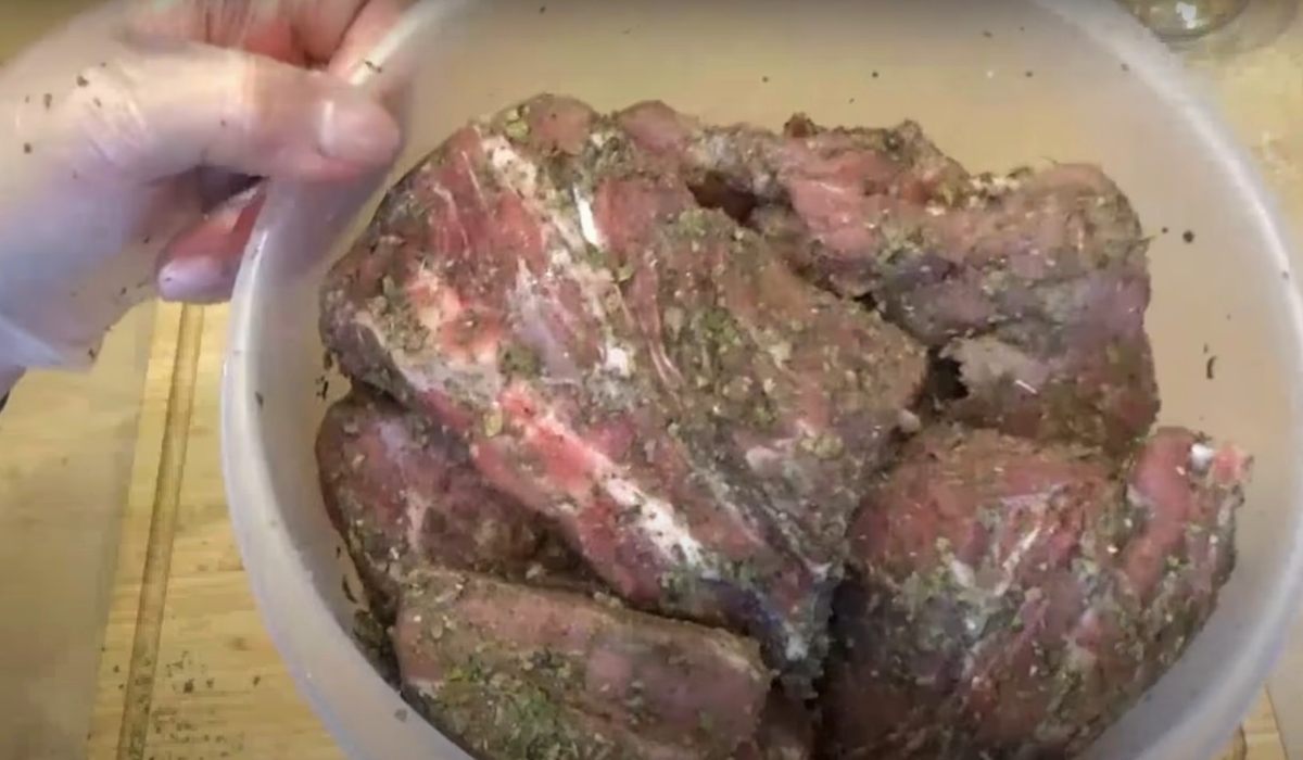 мясо в специях