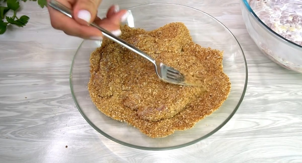 отбивные в панировочных сухарях