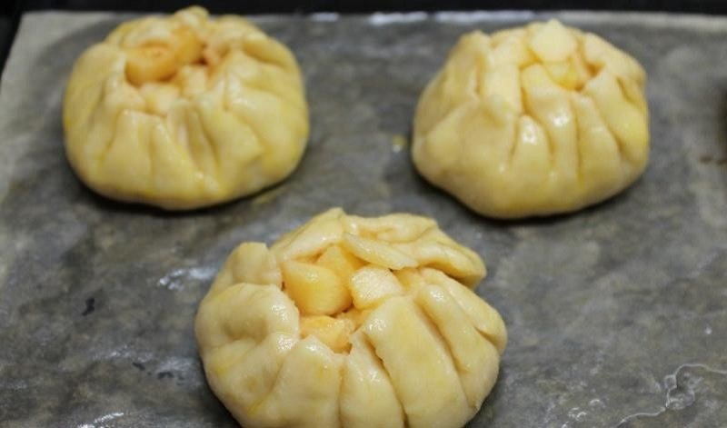 открытые пироги на противне