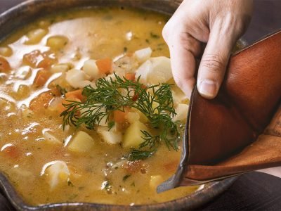 Овощной суп с яйцами: бюджетный рецепт