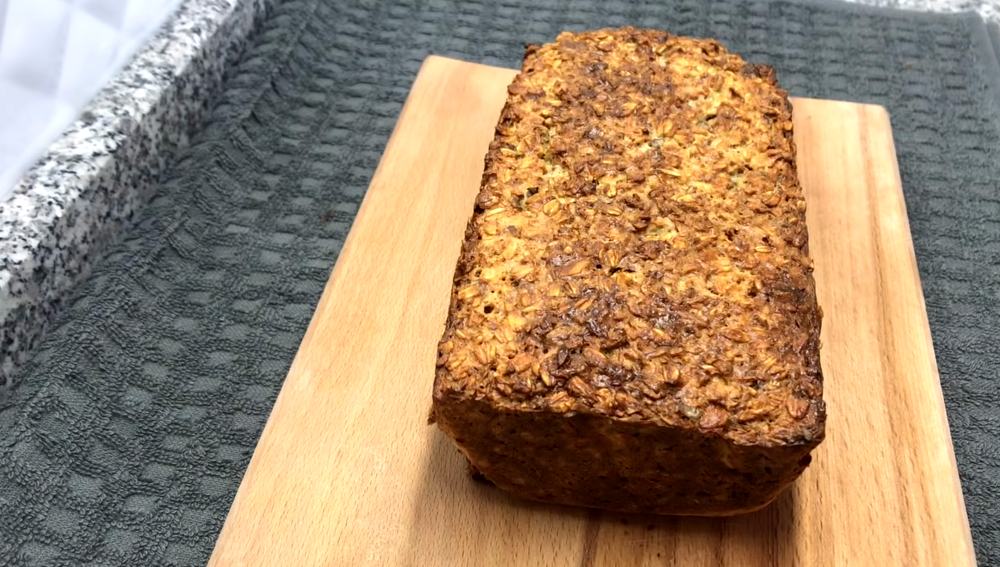 хлеб из овсяной муки. хлеб из овсяной муки. хлеб "овсяный заварной". хлеб из овсянки без муки без дрожжей. пп хлеб из отрубей.