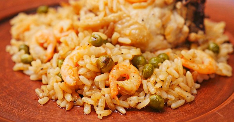 паэлья с курице и креветками