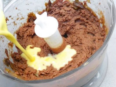 Запеченный паштет из куриной печени с грибами