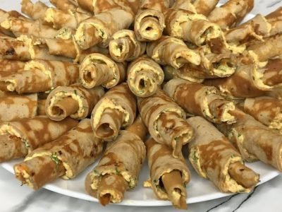 Печеночные рогалики с пикантной начинкой