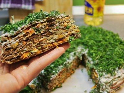 Печеночный торт с грибами