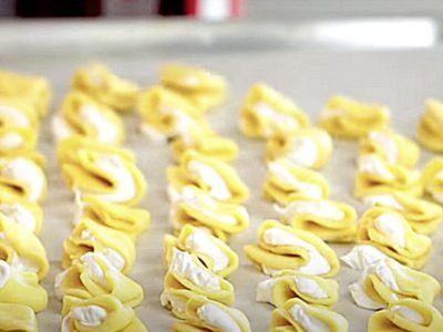 Песочное печенье «Ракушки» с безе и орехами