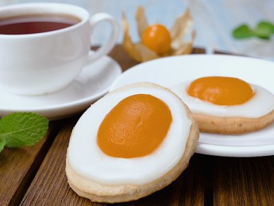 Печенье с абрикосами «Яичница»