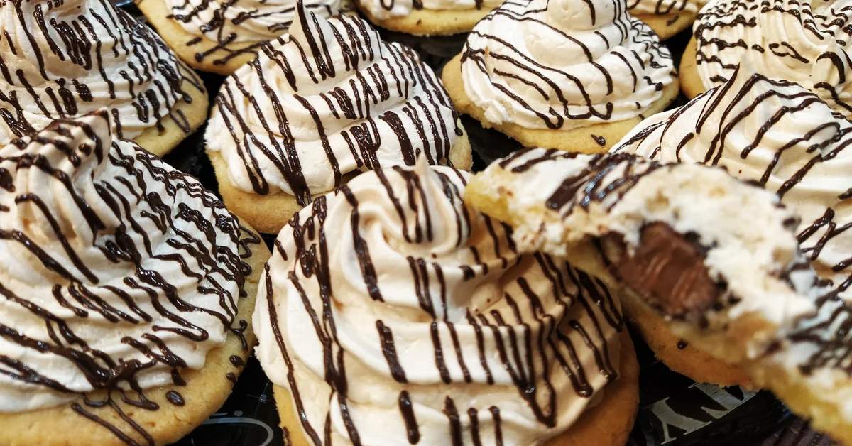 пирожное с меренгой 