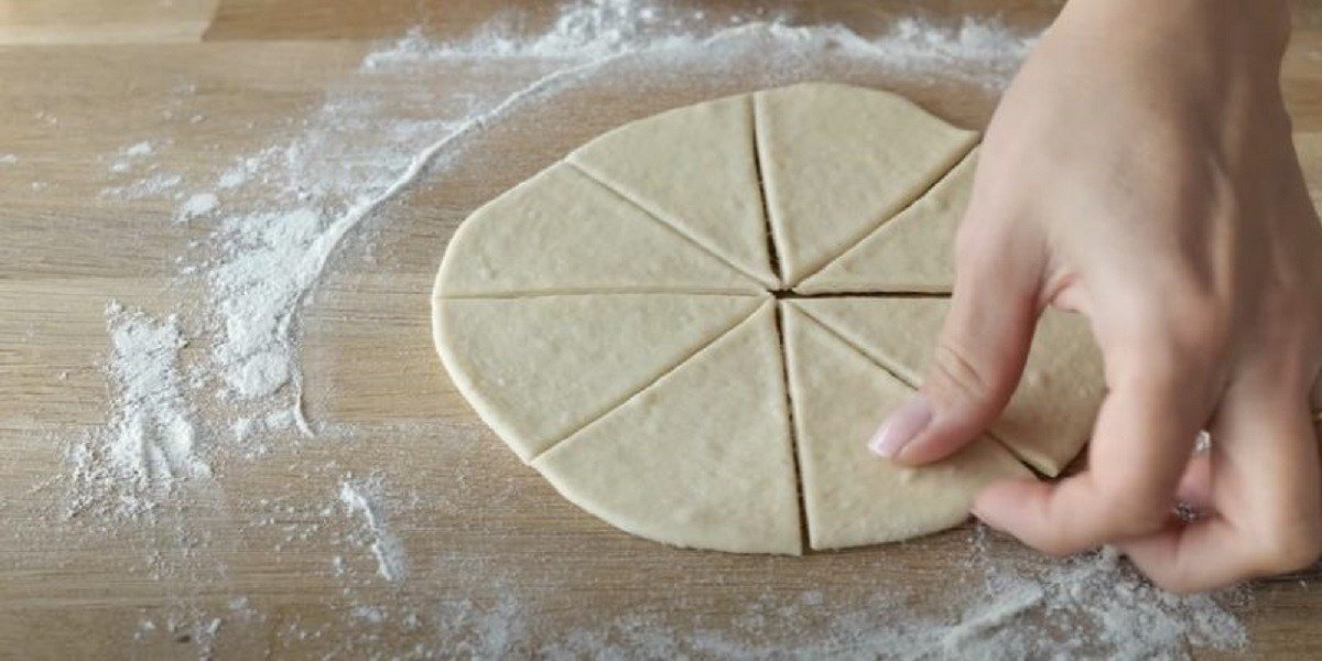 нарезанное тесто