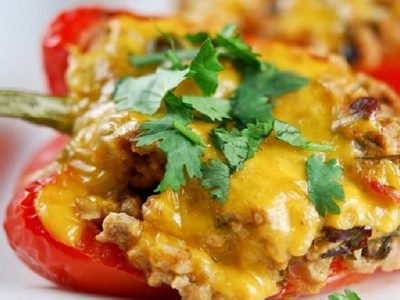 Перец, фаршированный баклажанами