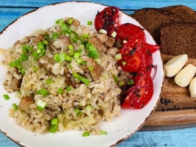 Рассыпчатая перловка с мясом