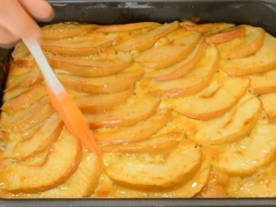 Песочный пирог с яблоками