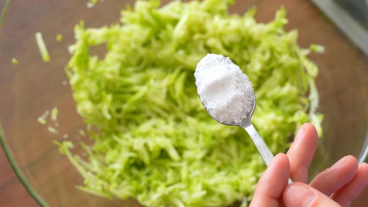 кабачки с солью