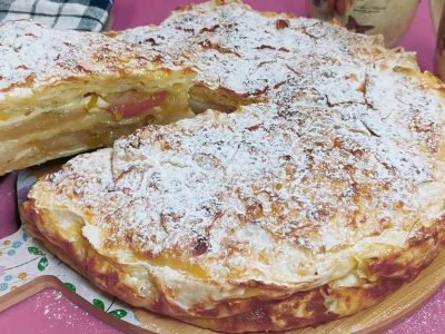 Пирог из лаваша с яблоками