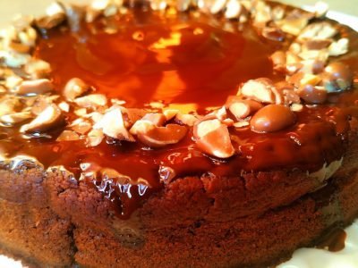 Пирог из печенья и молока с выпечкой