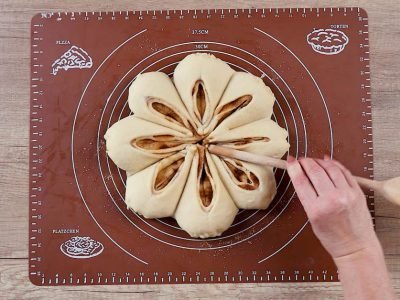 Пирог с корицей «Цветок»