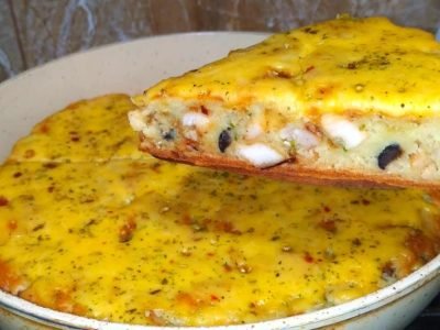 Пирог с курицей на сковороде